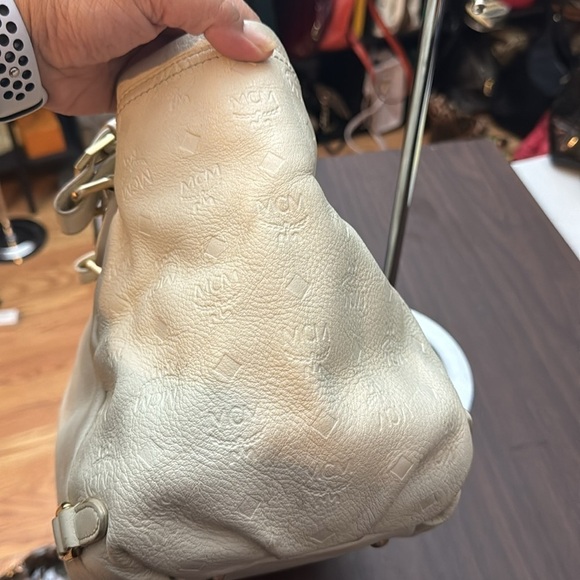 MCM Imprente shoulder Bag Monogram Embossed - Picture 7 of 10